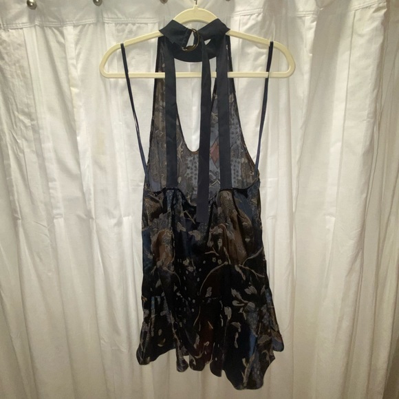 Lady Love Cutout Printed Sleeveless Tunic Top-Navy - Picture 4 of 6